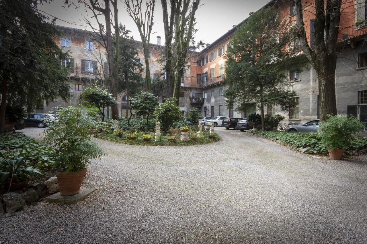 Cavour Suite - Smart Holiday Mantova Exteriör bild