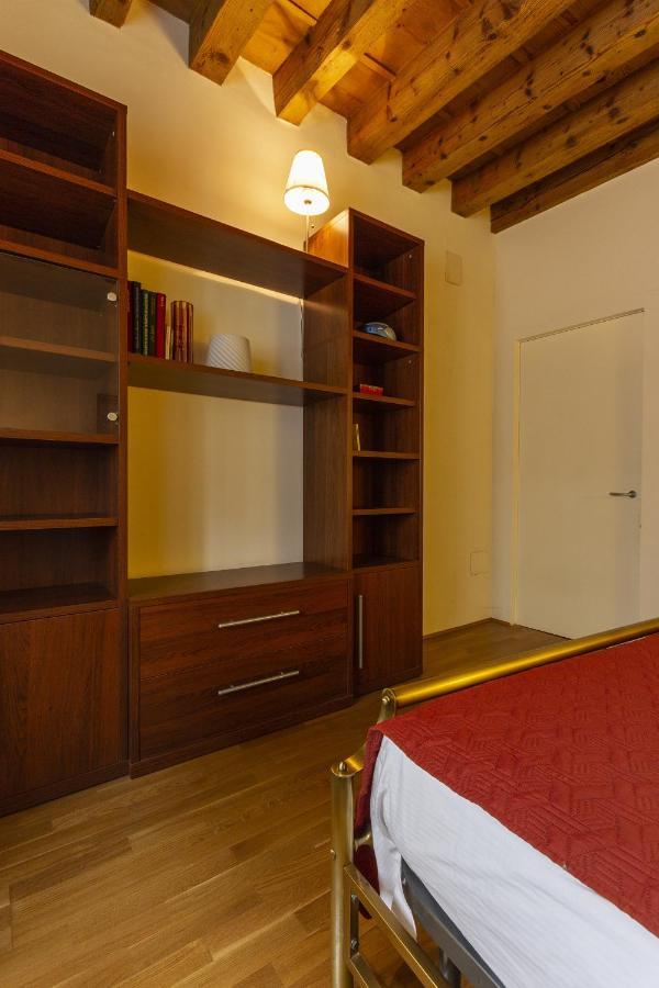 Cavour Suite - Smart Holiday Mantova Exteriör bild